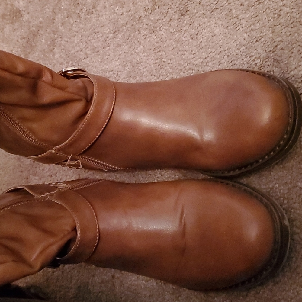 Riding boot